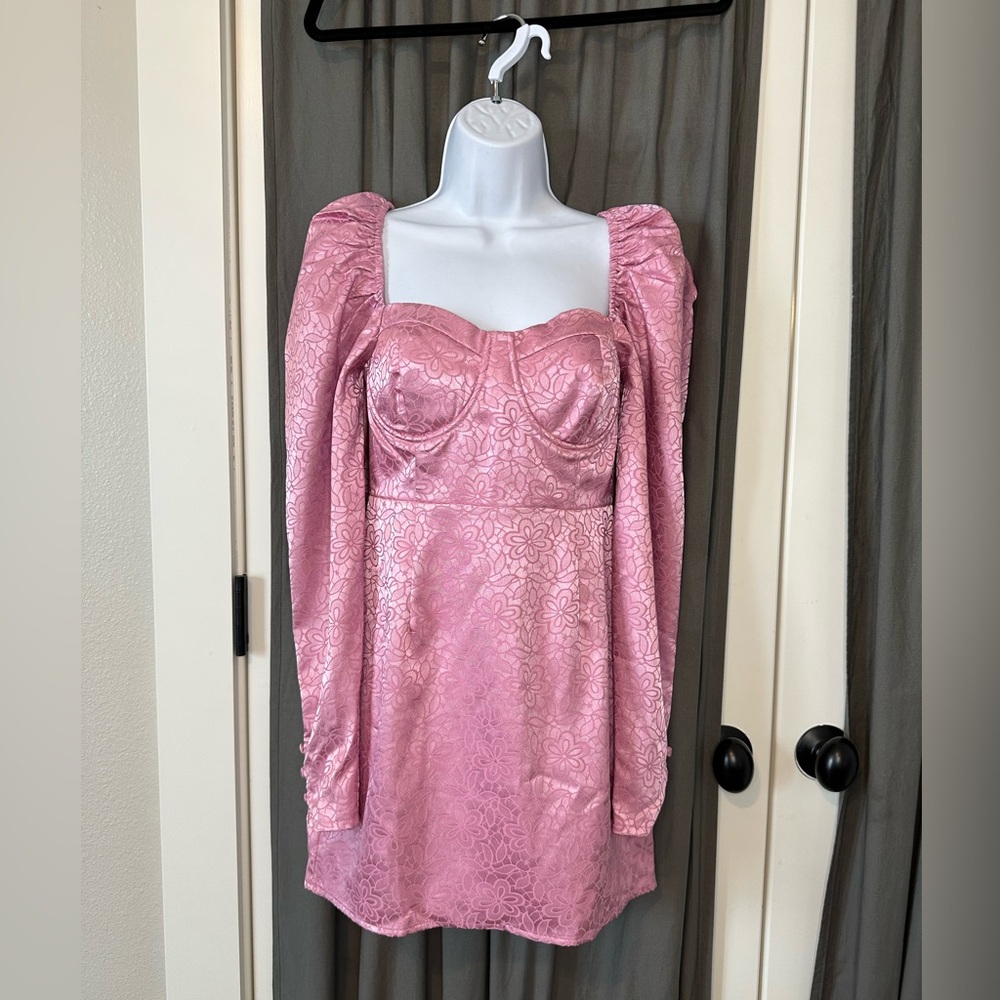 Burst Into Bloom Mauve Satin Floral Jacquard Mini Dress NWT size XS